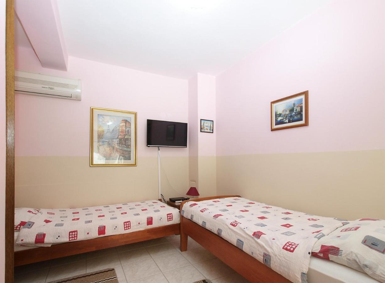 Apartments Drago 2039 Banjole Kültér fotó
